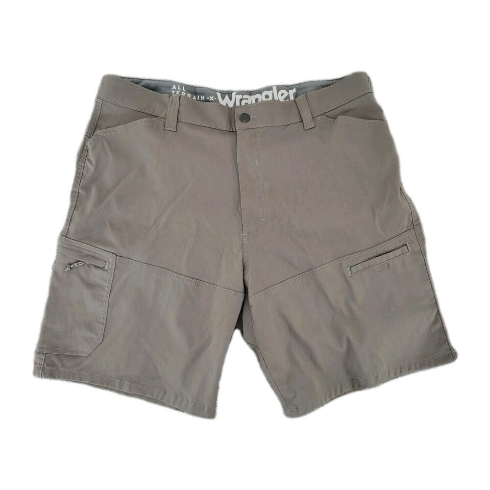 Wrangler ATG Cargo Shorts Mens 38 Grey All Terrain Gear Utility Outdoor EUC